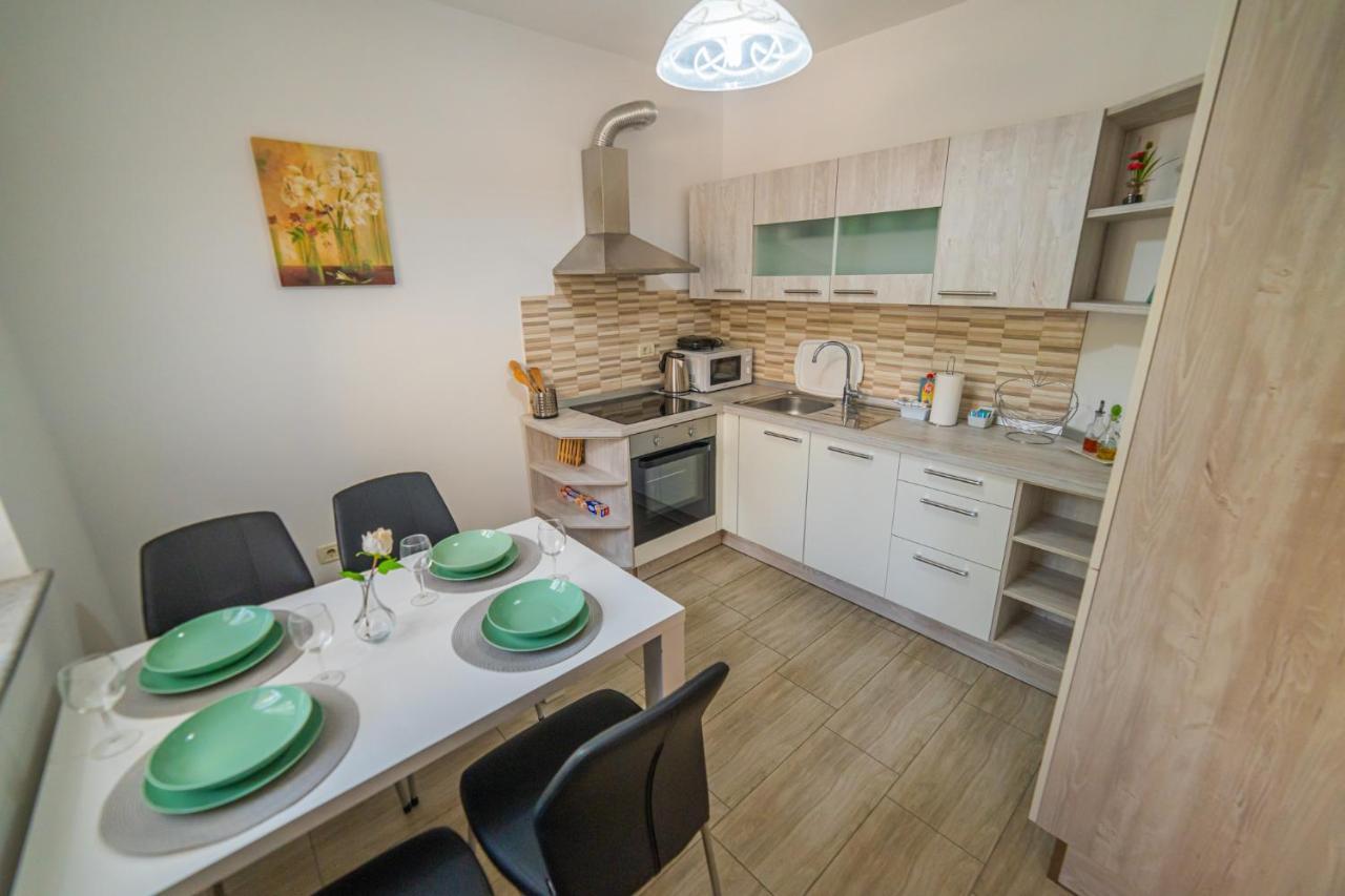 Harmony Inn Apartments Portorož Buitenkant foto
