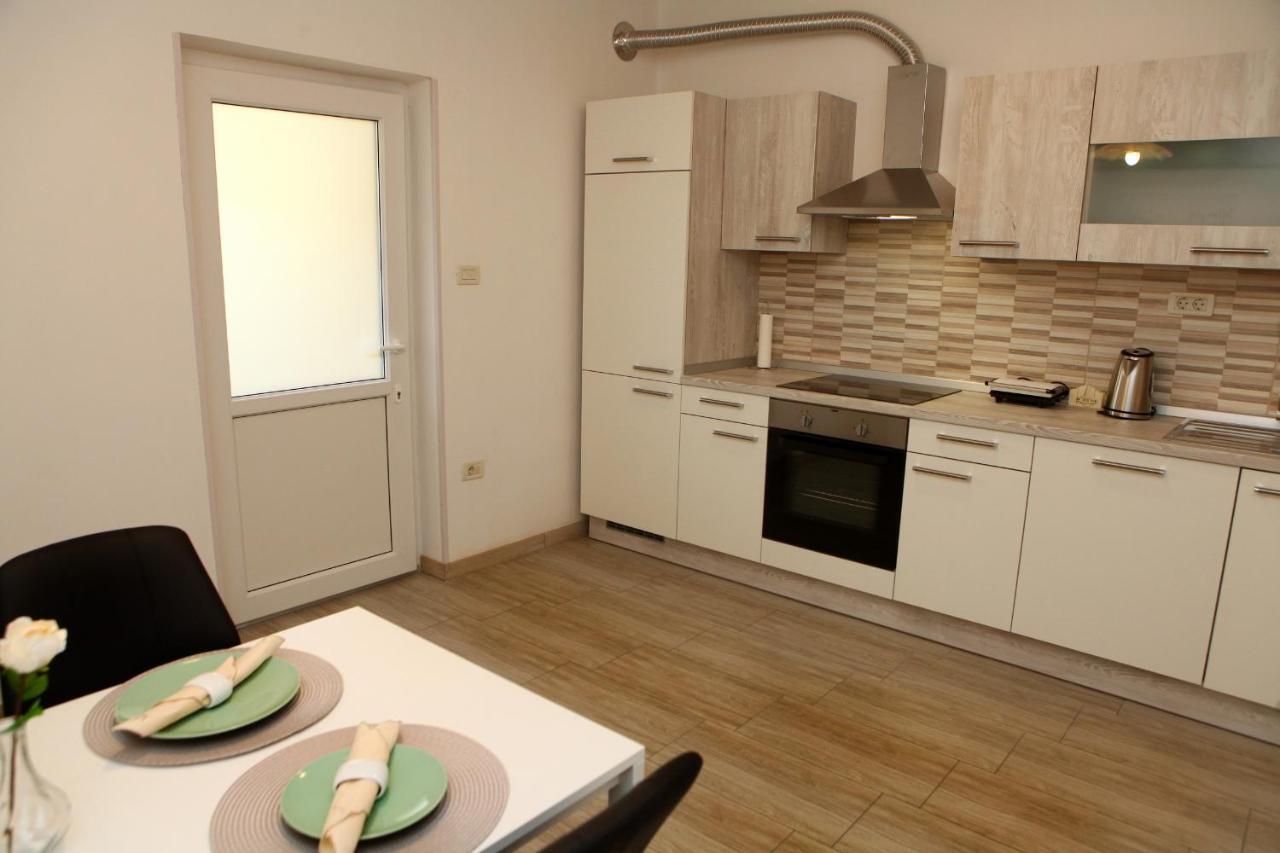 Harmony Inn Apartments Portorož Buitenkant foto